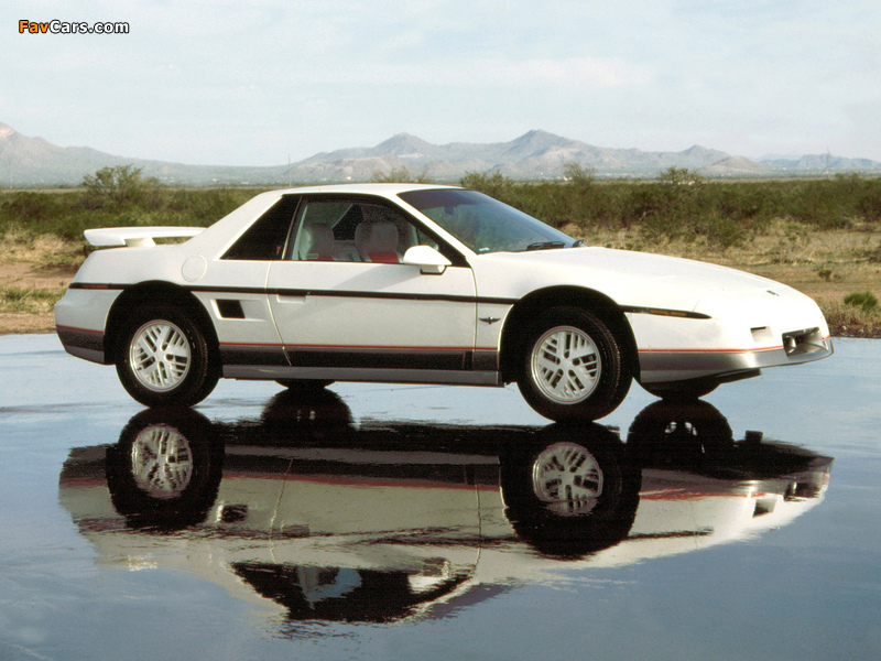 Photos of Pontiac Fiero GT 1985–88 (800 x 600)