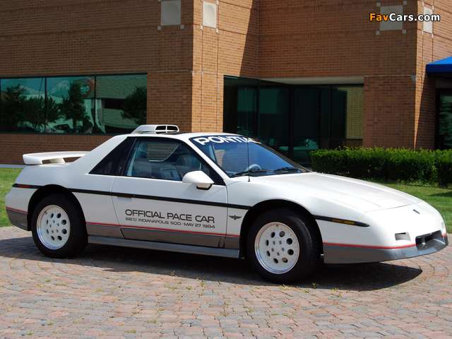 Pictures of Pontiac Fiero Indy 500 Pace Car 1984 (640 x 480)
