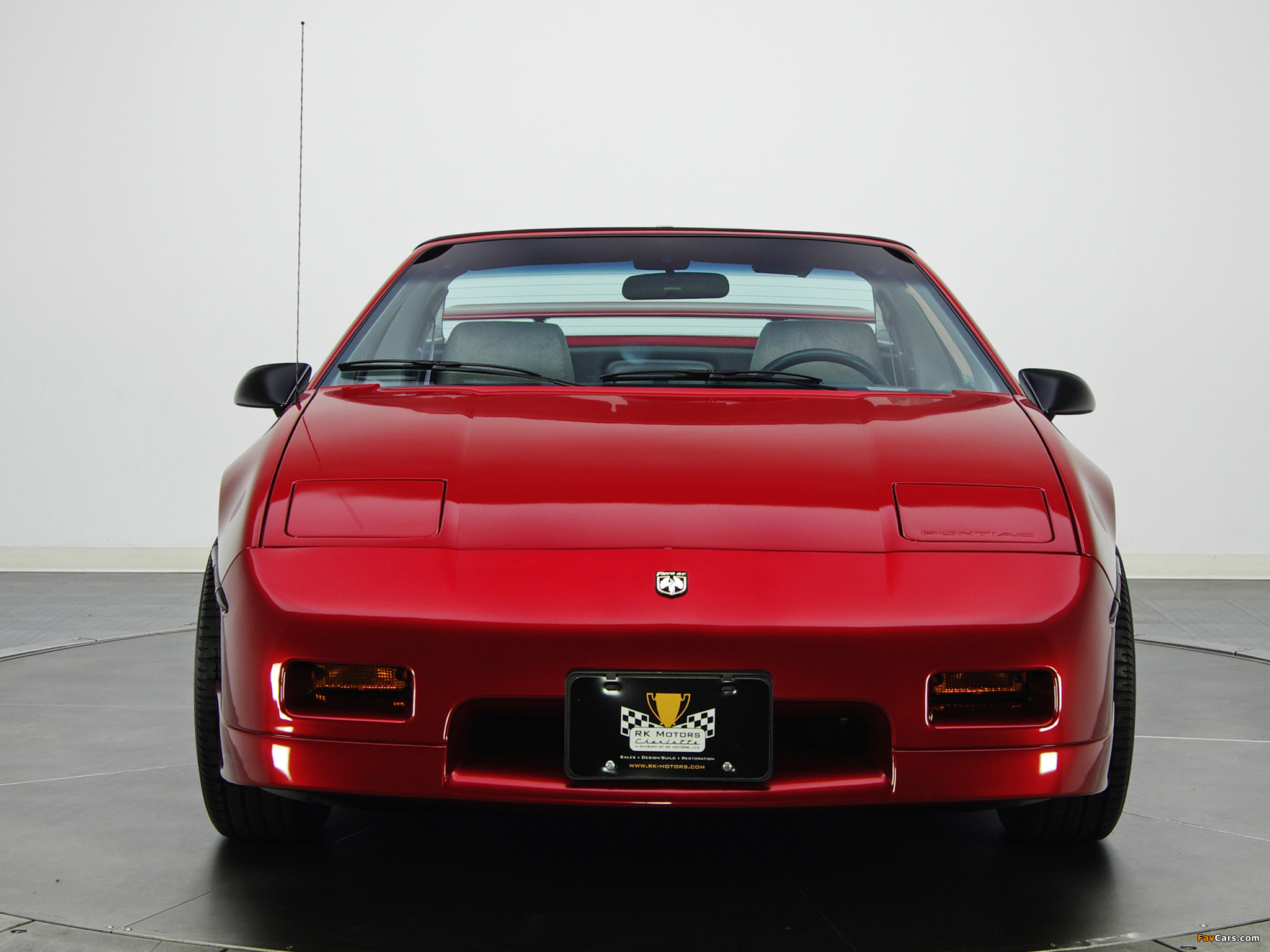 Pictures of Pontiac Fiero GT 1985–88 (2048 x 1536)
