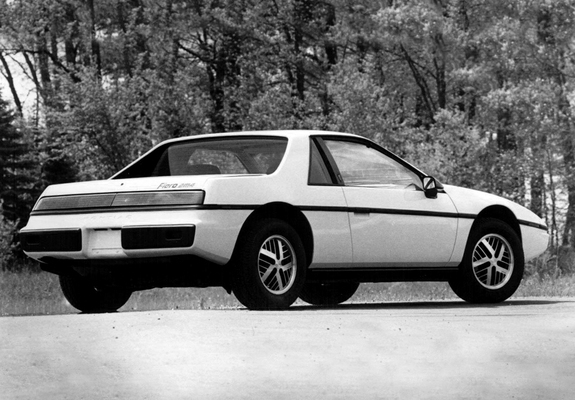 Pontiac Fiero 1984–88 images