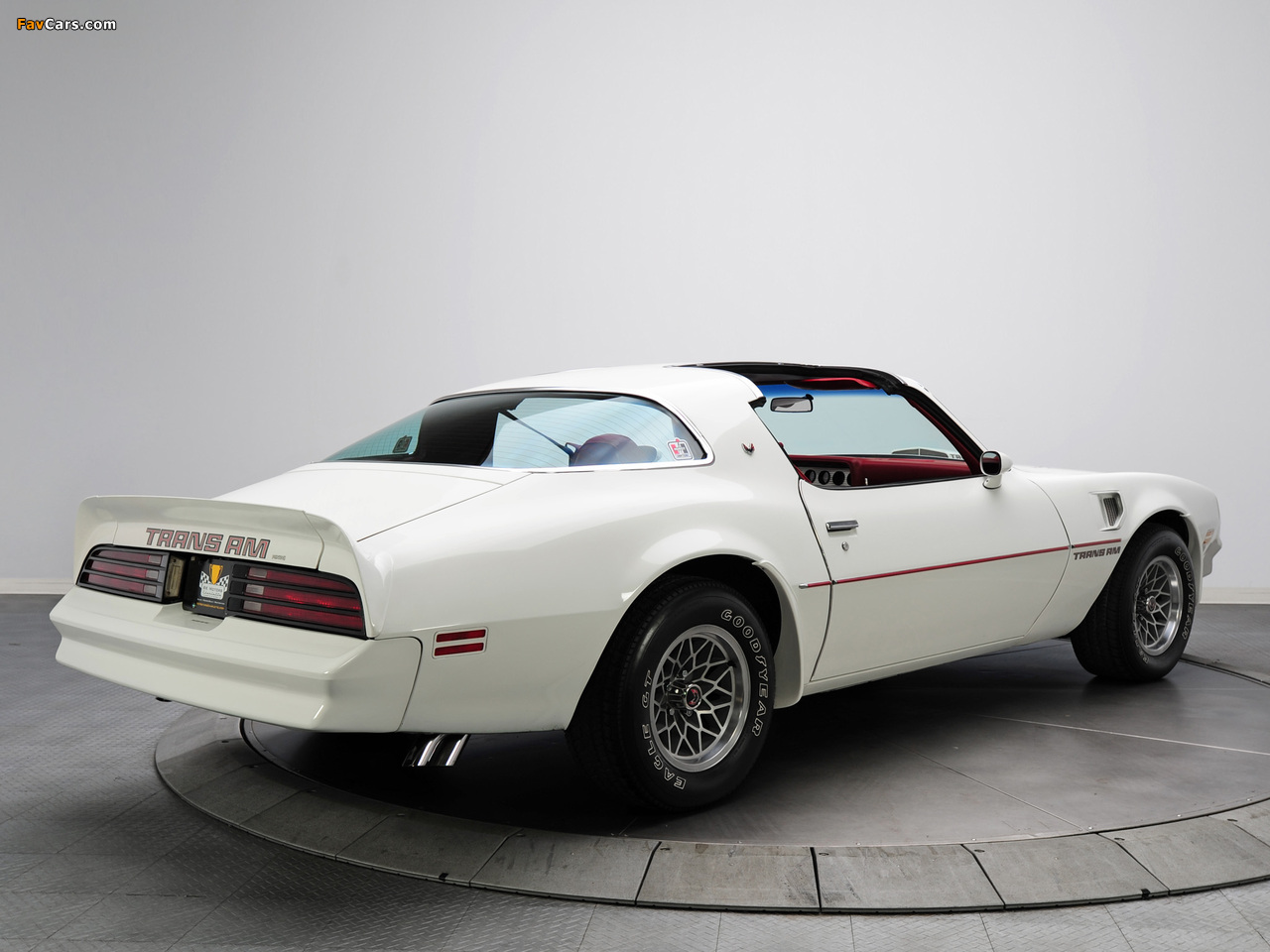 Images of Hurst Pontiac Firebird Trans Am T/A 6.6 W72 T-Top 1977–78 (1280 x 960)