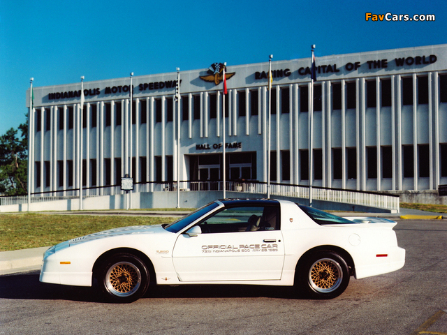 Images of Pontiac Firebird Trans Am Turbo 20th Anniversary Indy 500 Pace Car 1989 (640 x 480)