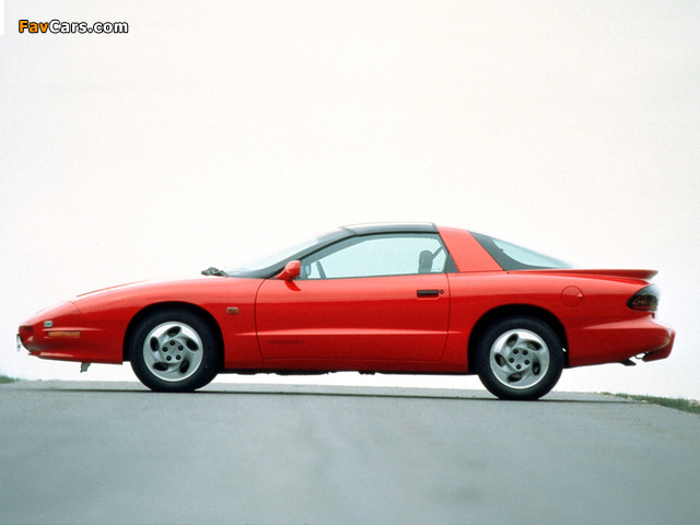 Images of Pontiac Firebird 1993–97 (640 x 480)