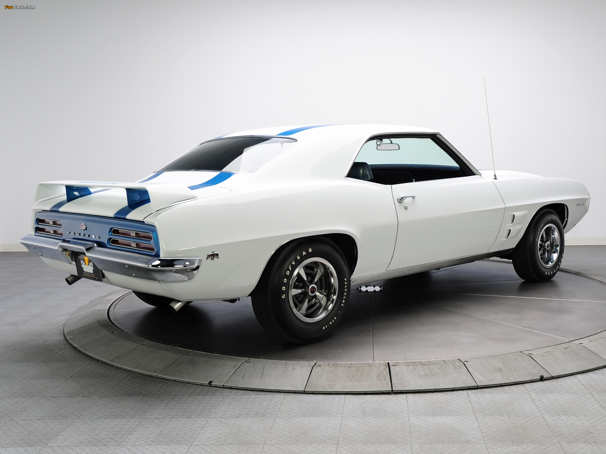 Photos of Pontiac Firebird Trans Am 1969 (2048 x 1536)