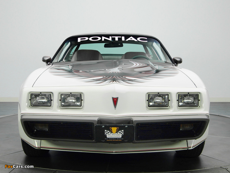 Pictures of Pontiac Firebird Trans Am Turbo Indy 500 Pace Car 1980 (800 x 600)