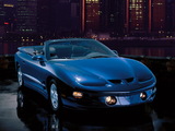 Pictures of Pontiac Firebird Trans Am Convertible (V67) 1998–2002