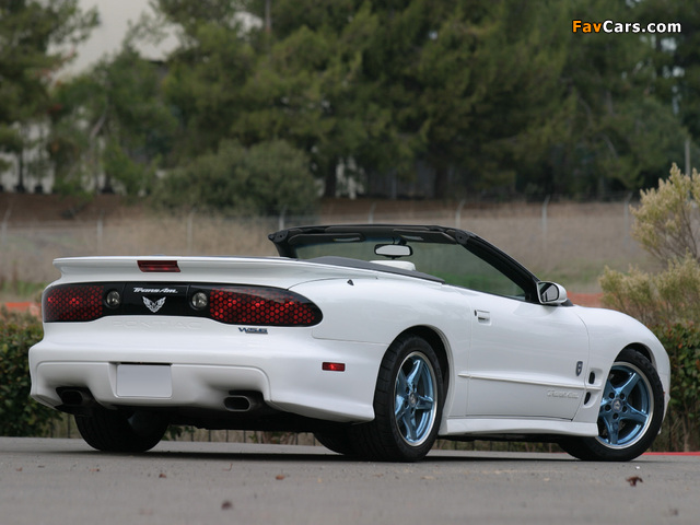 Pictures of Pontiac Firebird Trans Am Convertible 30th Anniversary 1999 (640 x 480)