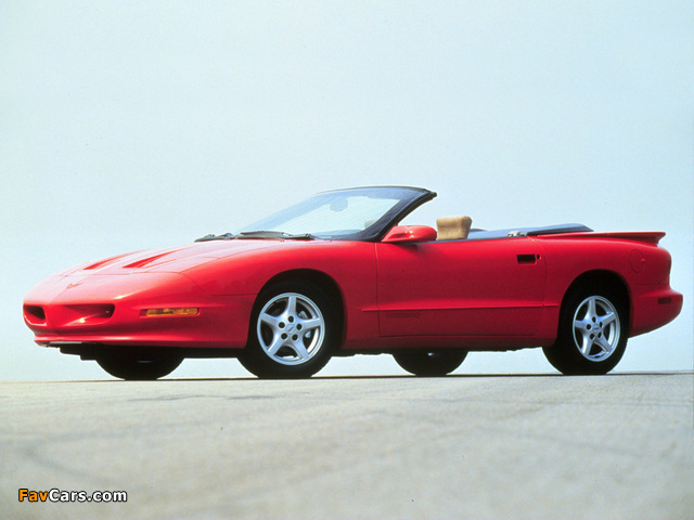 Pontiac Firebird Convertible 1993–97 images (640 x 480)