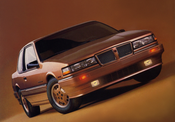 Images of Pontiac Grand Am SE Coupe 1986–88