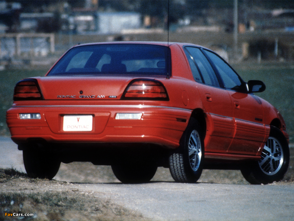 Photos of Pontiac Grand Am Sedan 1992–95 (1024 x 768)