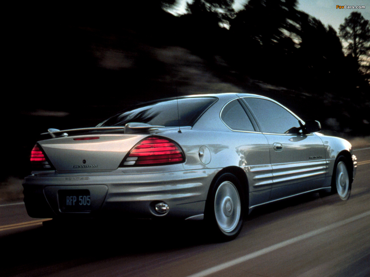 Pictures of Pontiac Grand Am Coupe 1999–2005 (1280 x 960)