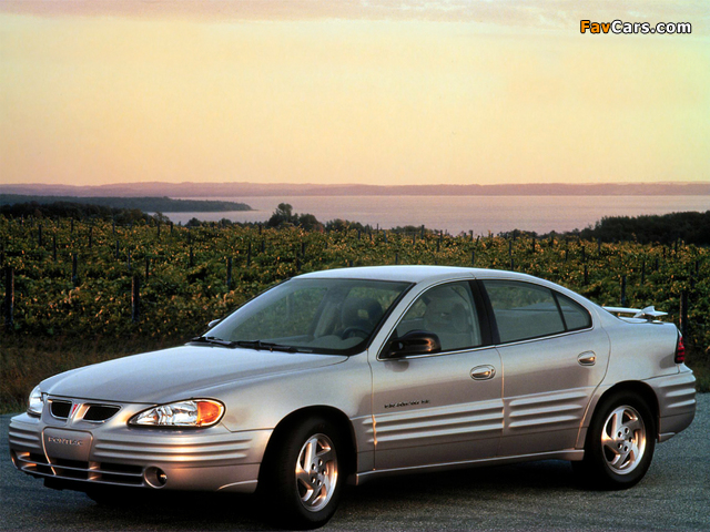 Pictures of Pontiac Grand Am SE 1999–2005 (640 x 480)