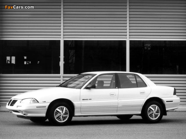 Pontiac Grand Am Sedan 1992–95 wallpapers (640 x 480)