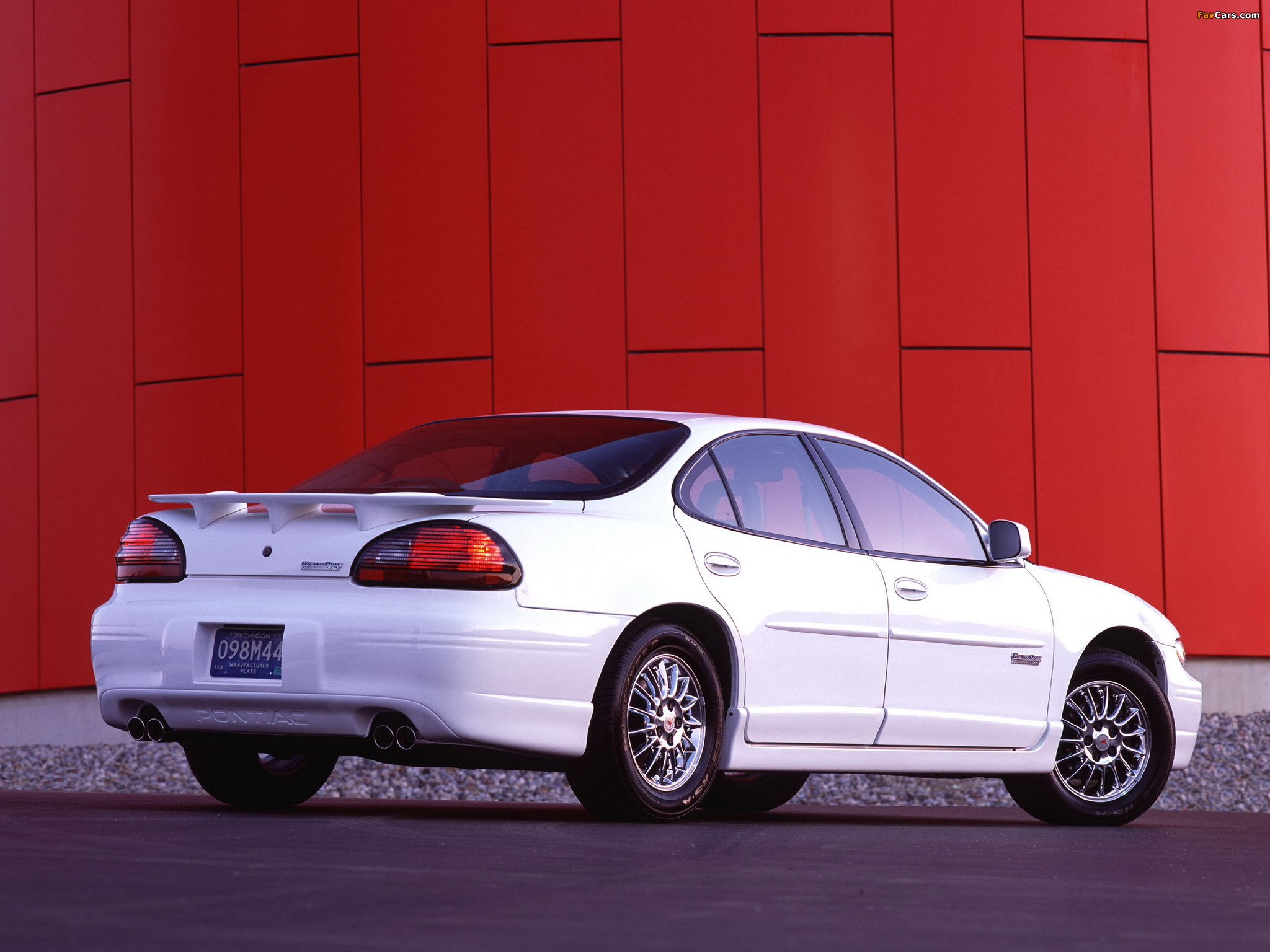 Images of Pontiac Grand Prix Limited Edition 2003 (2048 x 1536)