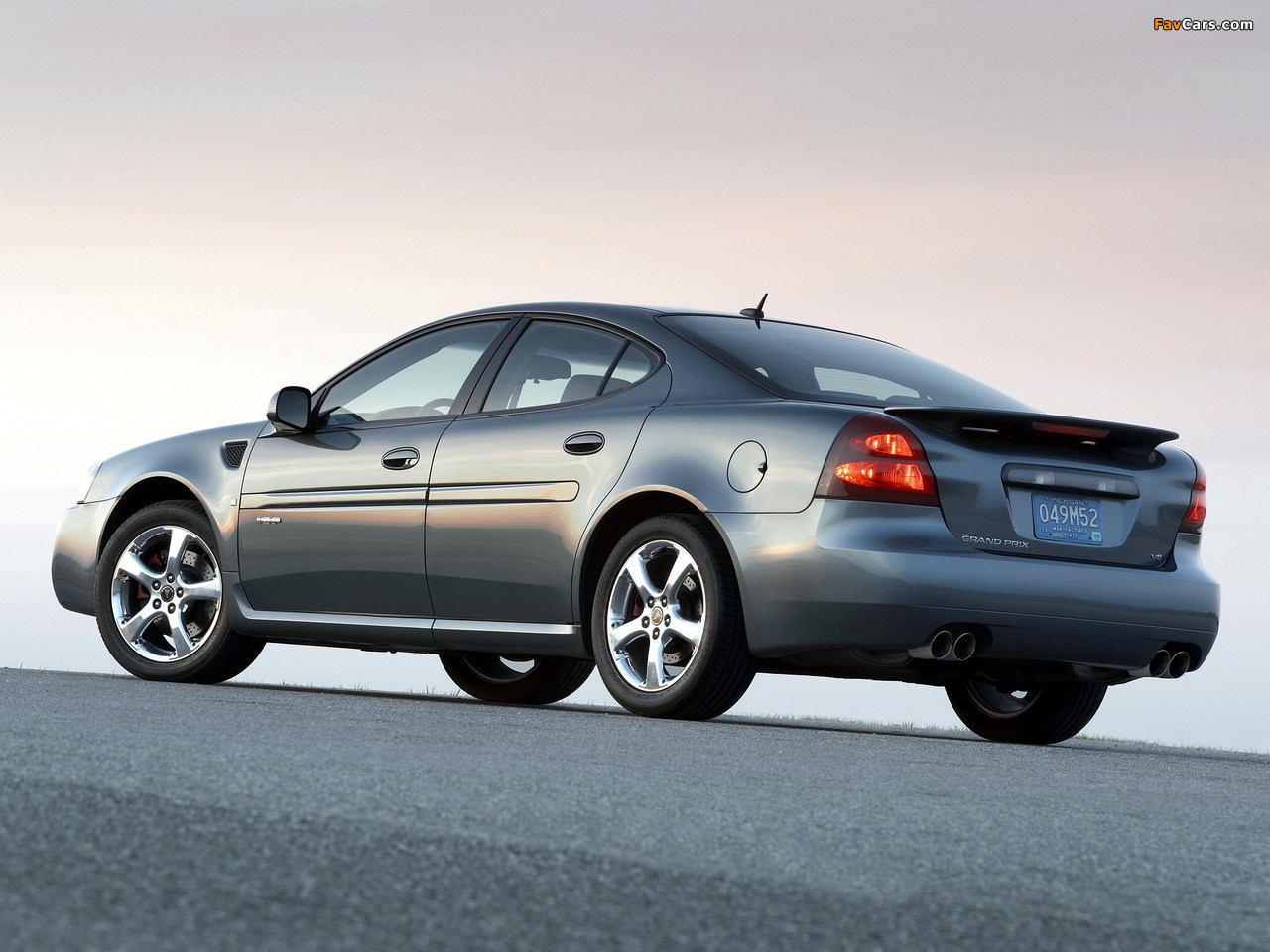 Photos of Pontiac Grand Prix GXP 2004–08 (1280 x 960)