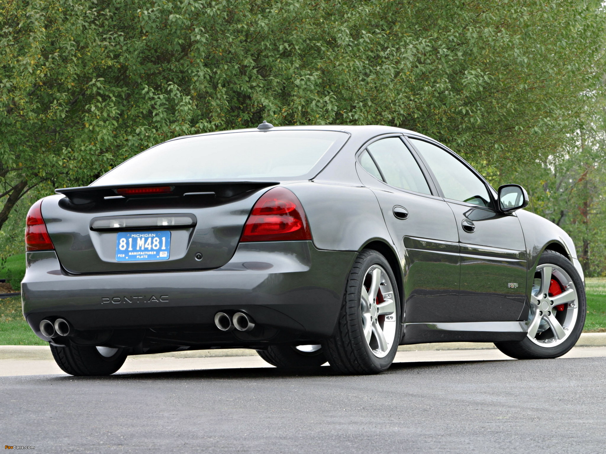 Pictures of Pontiac Grand Prix GXP Concept 2002 (2048 x 1536)