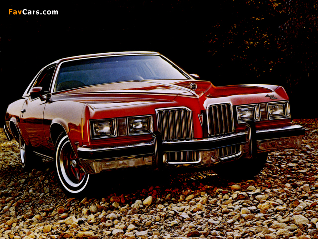 Pontiac Grand Prix SJ (H57) 1977 images (640 x 480)