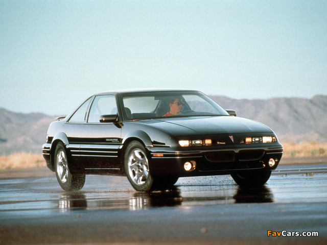 Pontiac Grand Prix SE Coupe 1994–96 pictures (640 x 480)
