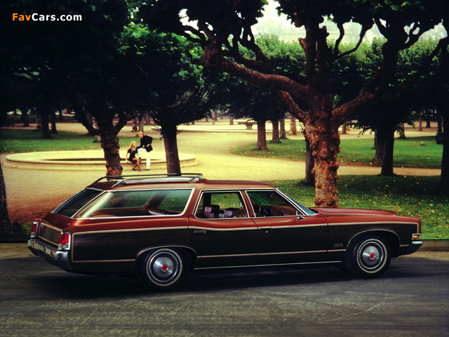 Pontiac Grand Safari 1971 wallpapers (640 x 480)