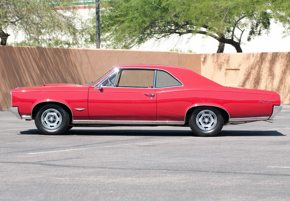 Pictures of Pontiac Tempest GTO Hardtop Coupe 1966