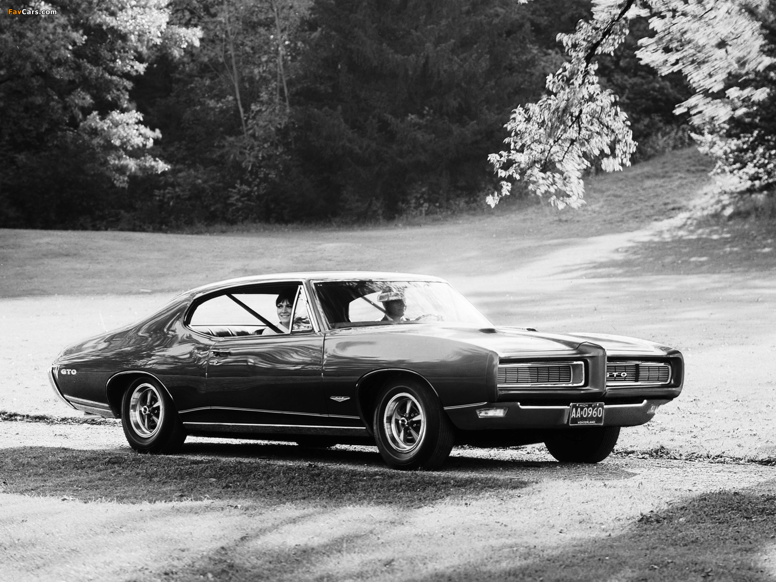 Pictures of Pontiac GTO Hardtop Coupe 1968 (1600 x 1200)