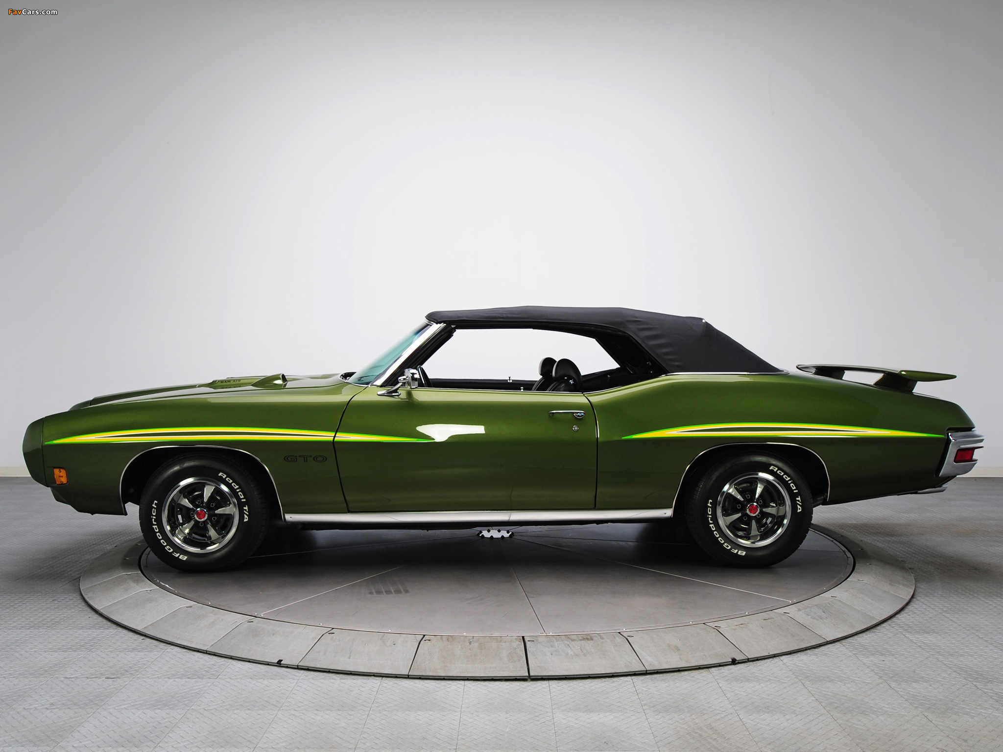 Pictures of Pontiac GTO The Judge Convertible (4267) 1970 (2048 x 1536)