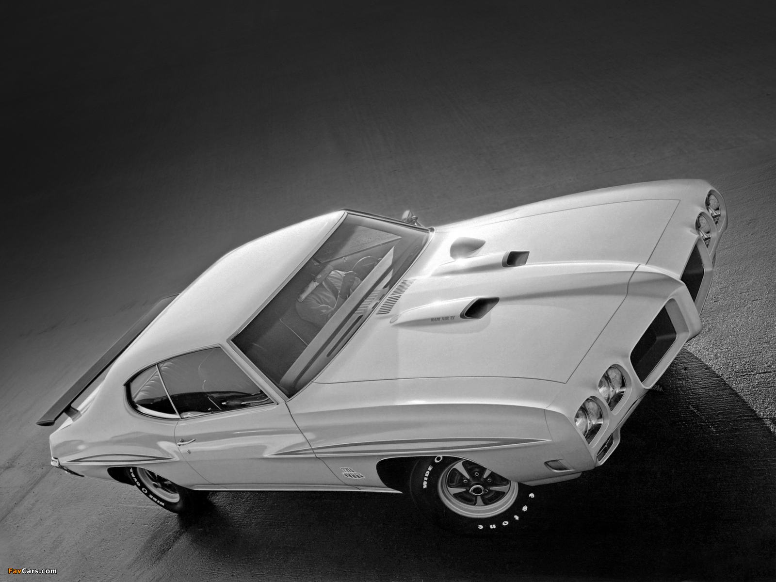 Pontiac GTO The Judge Hardtop Coupe (4237) 1970 images (1600 x 1200)