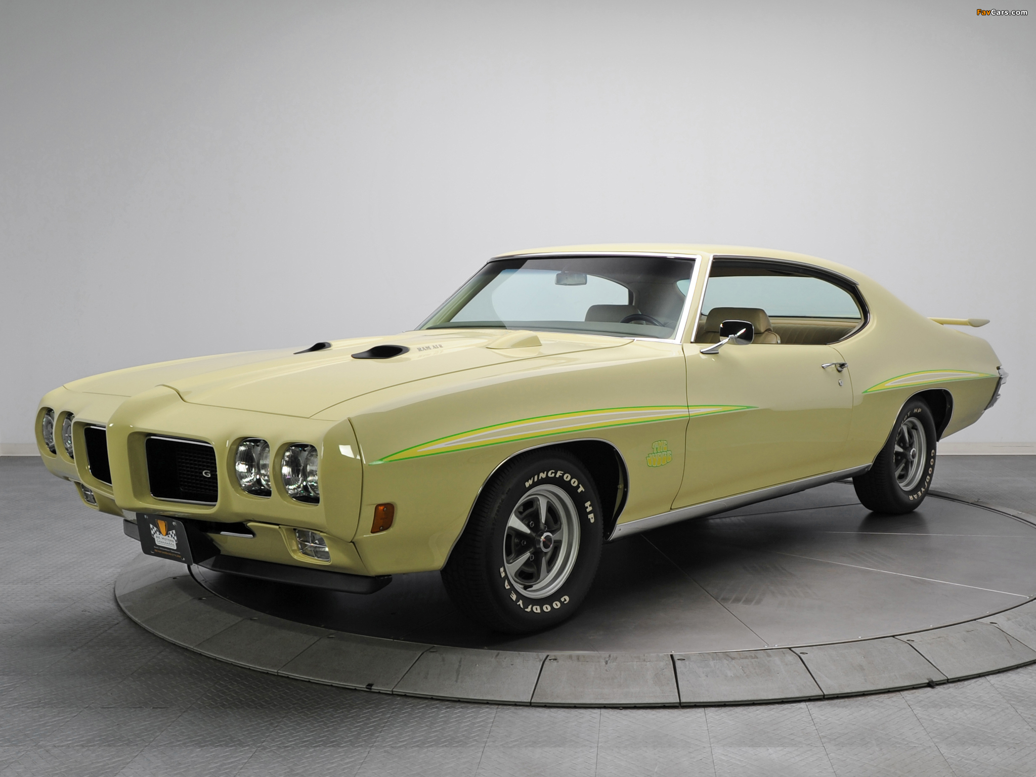 Pontiac GTO The Judge Hardtop Coupe (4237) 1970 pictures (2048 x 1536)