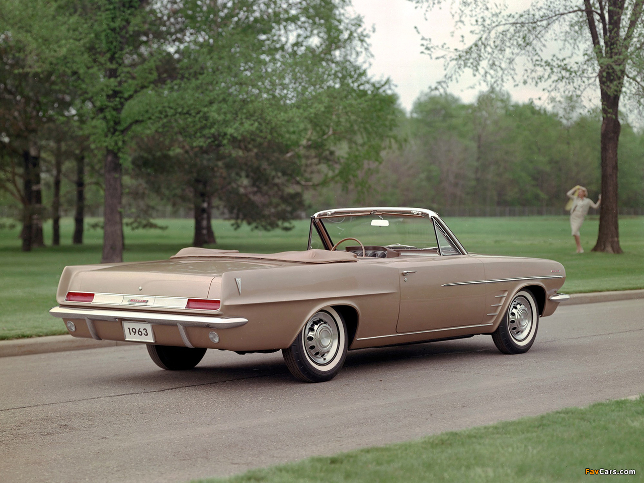 Images of Pontiac Tempest LeMans Convertible 1963 (1280 x 960)