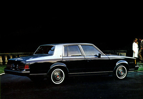 Photos of Pontiac Grand LeMans 1982