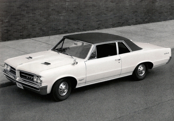 Pictures of Pontiac Tempest LeMans GTO Coupe 1964