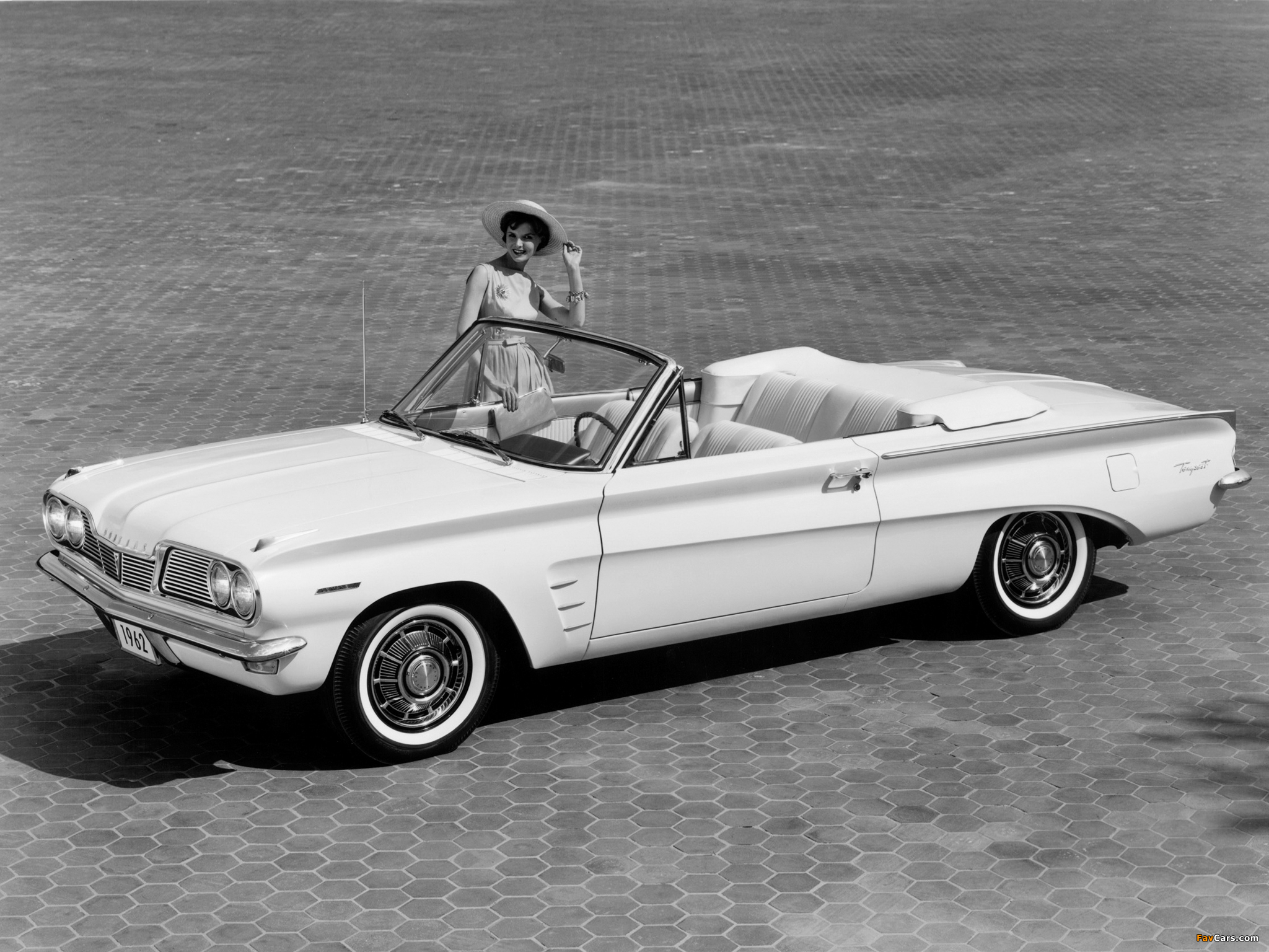 Pontiac Tempest LeMans Convertible 1962 photos (2048 x 1536)
