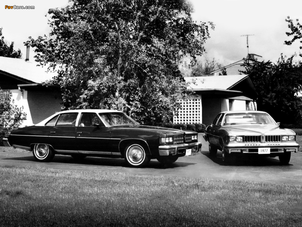 Pontiac Grand LeMans 4-door Sedan & LeMans 4-door Hardtop Sedan 1977 pictures (1024 x 768)