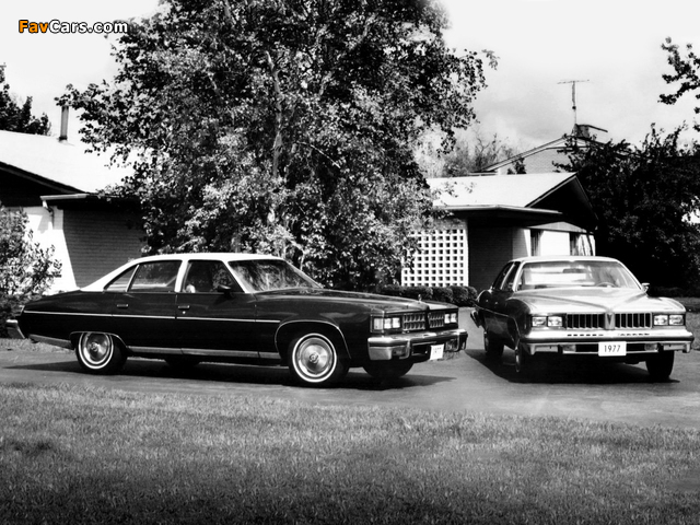 Pontiac Grand LeMans 4-door Sedan & LeMans 4-door Hardtop Sedan 1977 pictures (640 x 480)