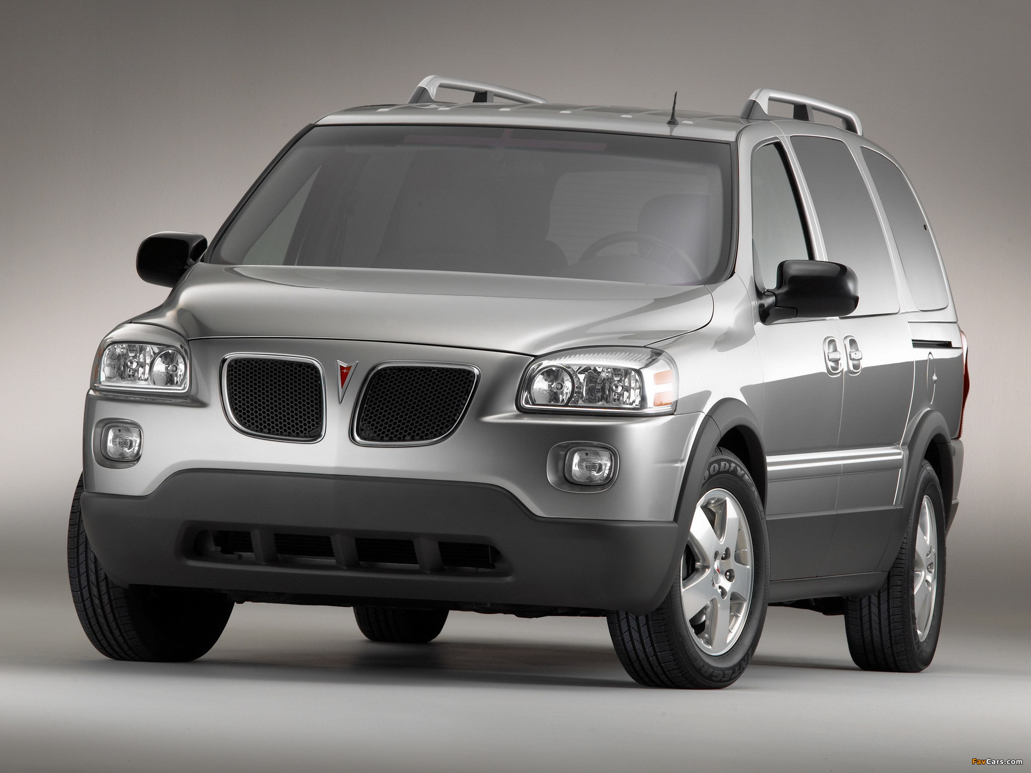 Pontiac Montana SV6 2004–08 wallpapers (2048 x 1536)