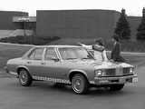 Pontiac Phoenix Sedan (X69) 1977 photos