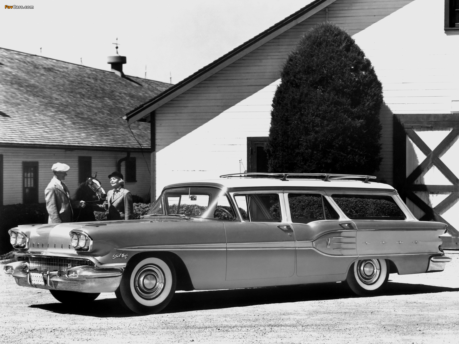 Images of Pontiac Star Chief Custom Safari (2793SD) 1958 (1600 x 1200)