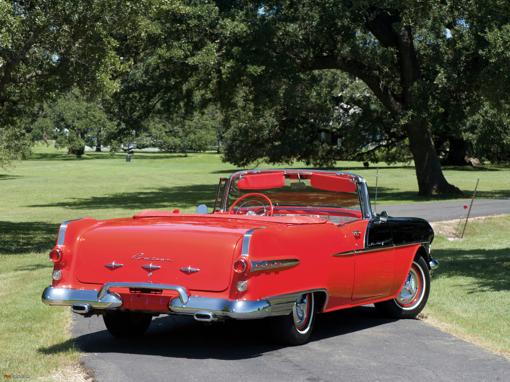 Photos of Pontiac Star Chief Convertible (2867DTX) 1956 (2048 x 1536)