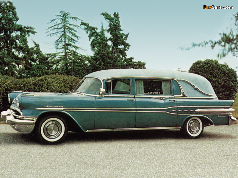 Photos of Pontiac Star Chief Funeral Car by Superior 1957 (800 x 600)