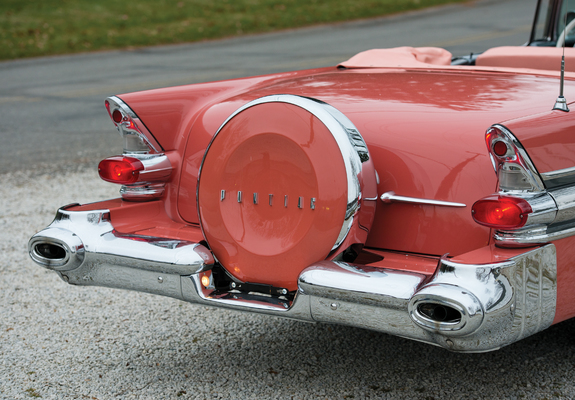 Photos of Pontiac Star Chief Convertible (2867DTX) 1957