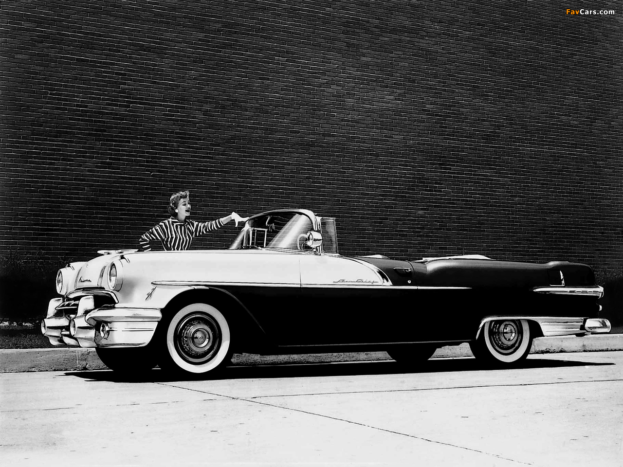 Pontiac Star Chief Convertible (2867DTX) 1956 images (1280 x 960)