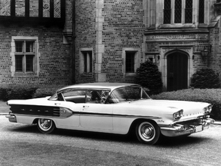 1958 Pontiac Star Chief Wallpaper For Iphone