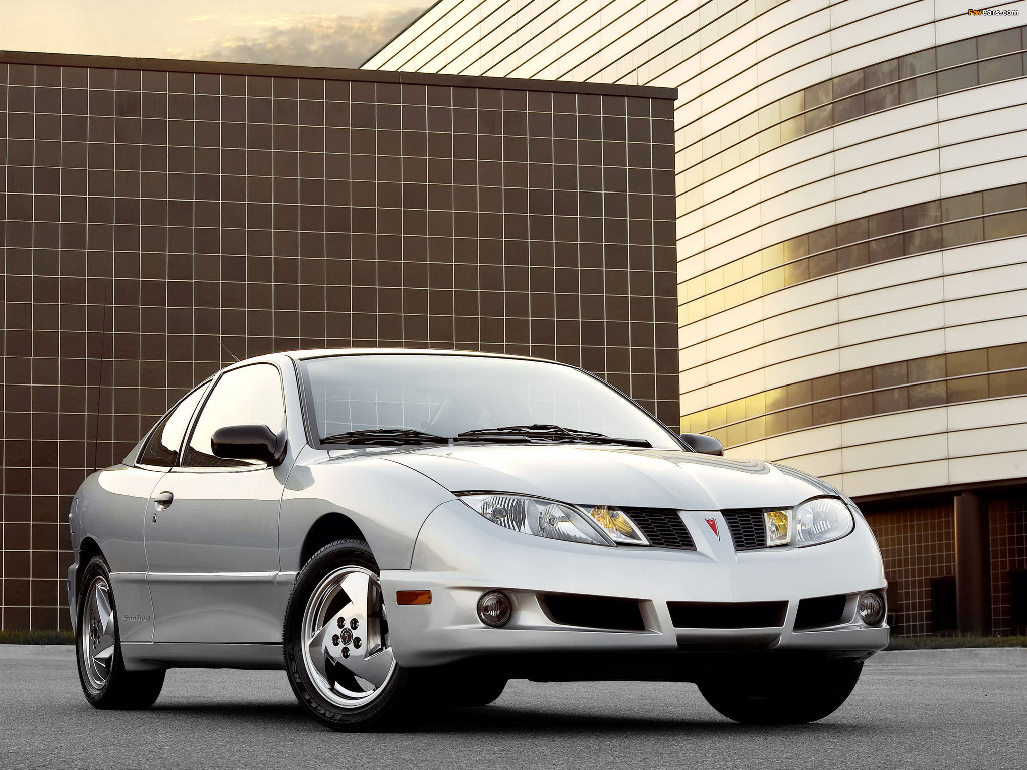 Photos of Pontiac Sunfire Coupe 2003–05 (2048 x 1536)