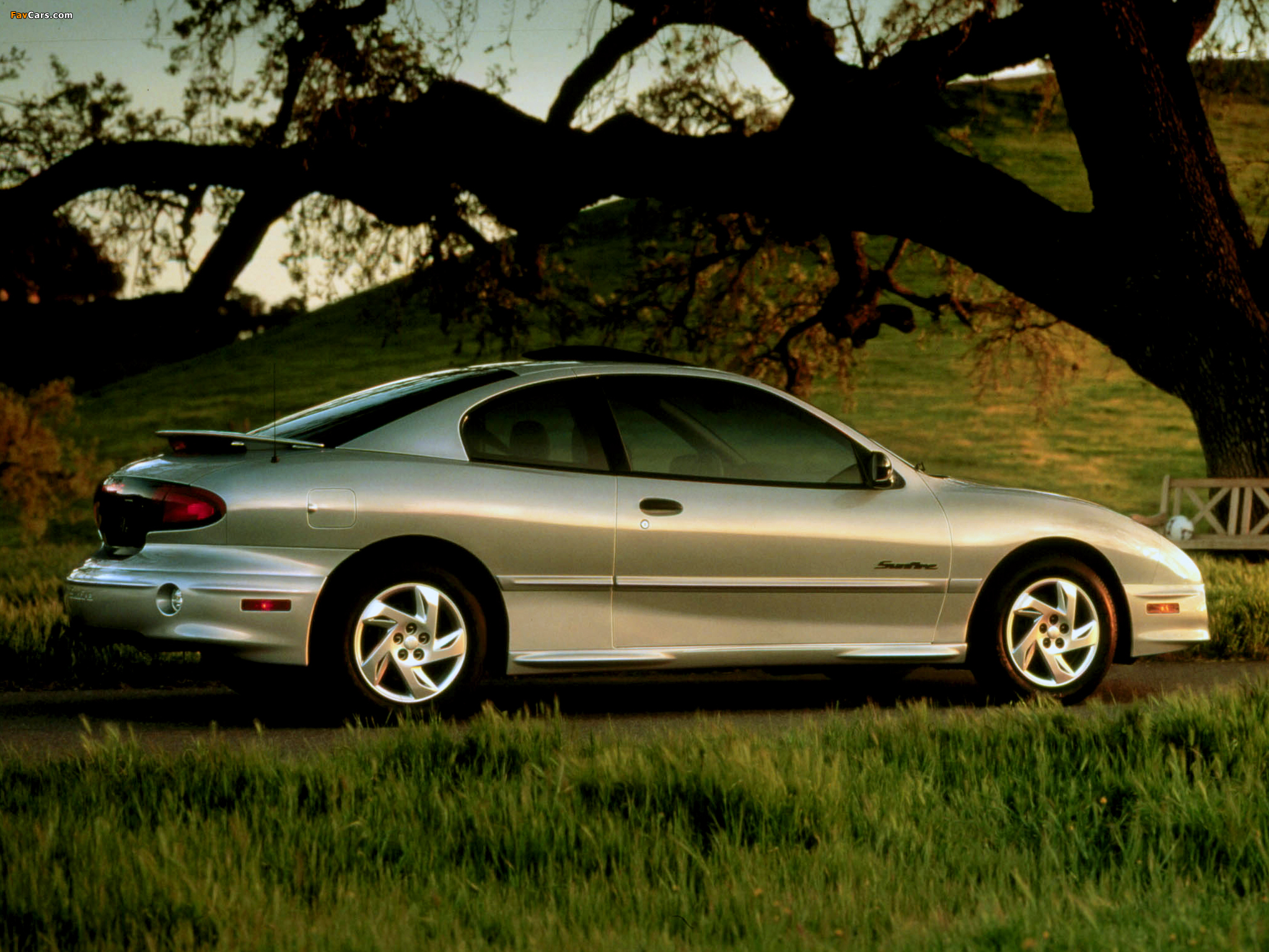 Pictures of Pontiac Sunfire Coupe 1999–2003 (2048 x 1536)