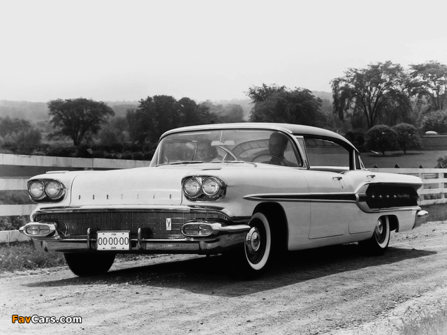 Images of Pontiac Super Chief Catalina Sedan (2839D) 1958 (640 x 480)