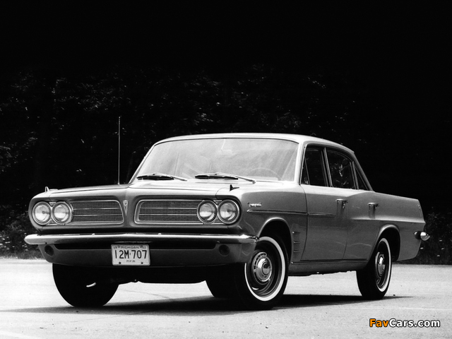 Images of Pontiac Tempest 4-door Sedan 1963 (640 x 480)