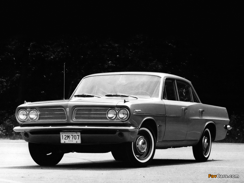 Images of Pontiac Tempest 4-door Sedan 1963 (800 x 600)