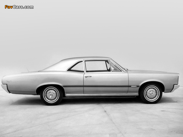 Photos of Pontiac Tempest Sprint (23307) 1966 (640 x 480)