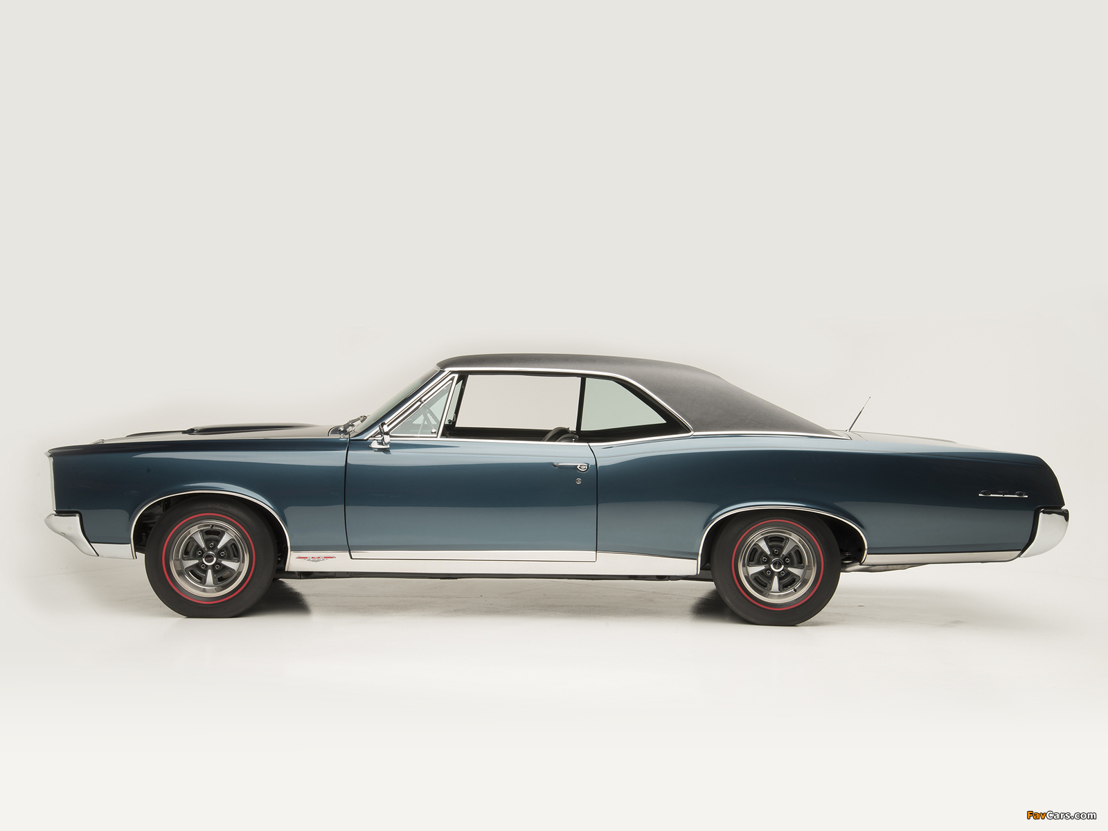 Photos of Pontiac Tempest GTO Hardtop Coupe 1967 (1600 x 1200)