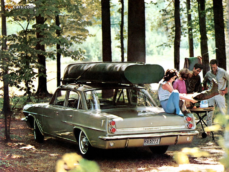Pictures of Pontiac Tempest 4-door Sedan 1963 (800 x 600)